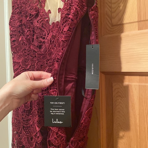 Lulu’s  Women’s Last Dance Burgundy Lace Bodycon Dress - Picture 3 of 6